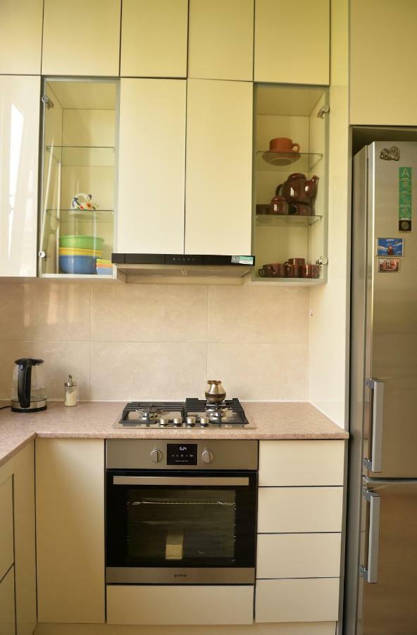 Spacious Modern 2 Bedrooms Apartment In Central يريفان المظهر الخارجي الصورة
