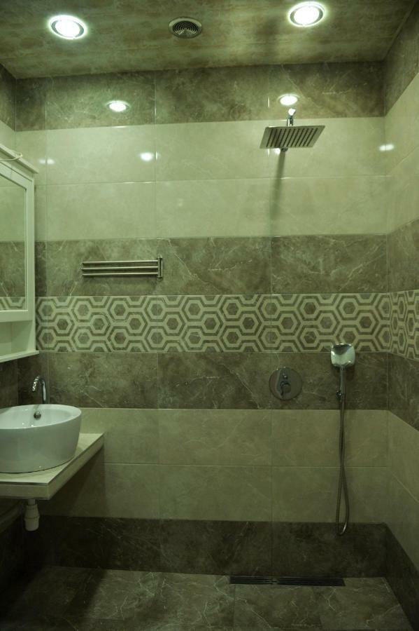 Spacious Modern 2 Bedrooms Apartment In Central يريفان المظهر الخارجي الصورة
